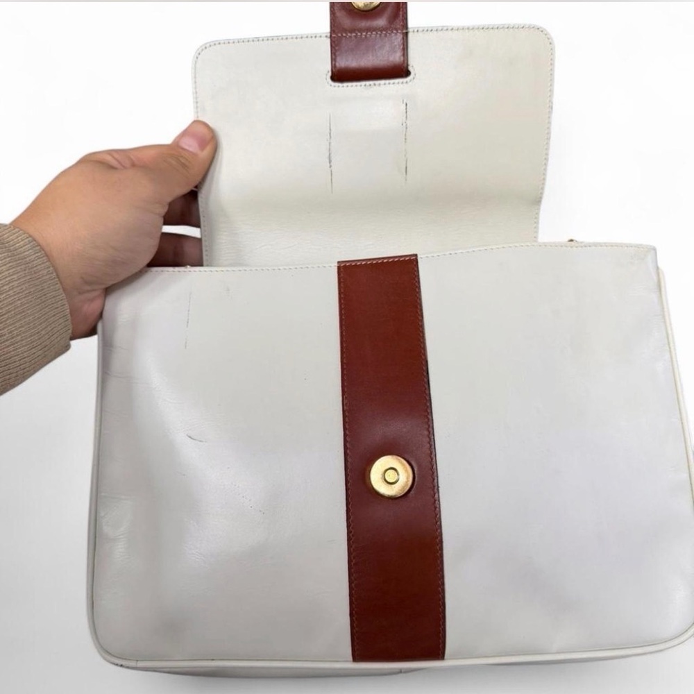 Salvatore Ferragamo Two-Tone Leather Flap Crossbody Shoulder Bag - Picture 4 of 12